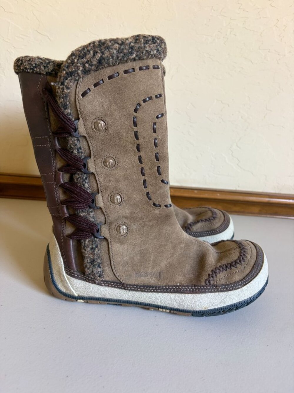 Merrell Puffin High Winter Boots Tan Suede Cozy Wool Size 8.5